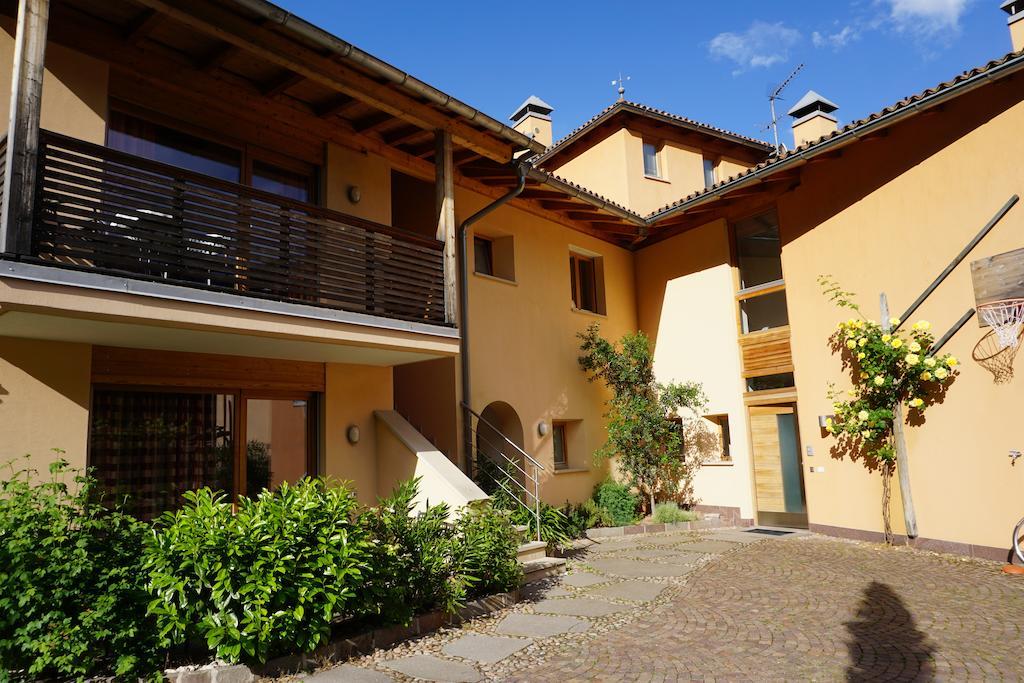 Schloss-Hof Appiano Sulla Strada Del Vino Exterior foto